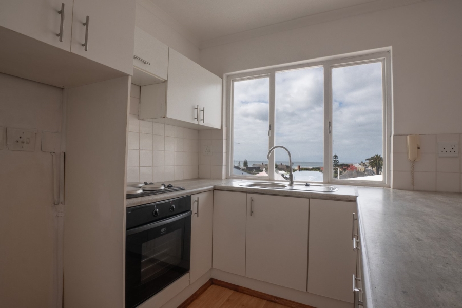 To Let 2 Bedroom Property for Rent in Fish Hoek Western Cape